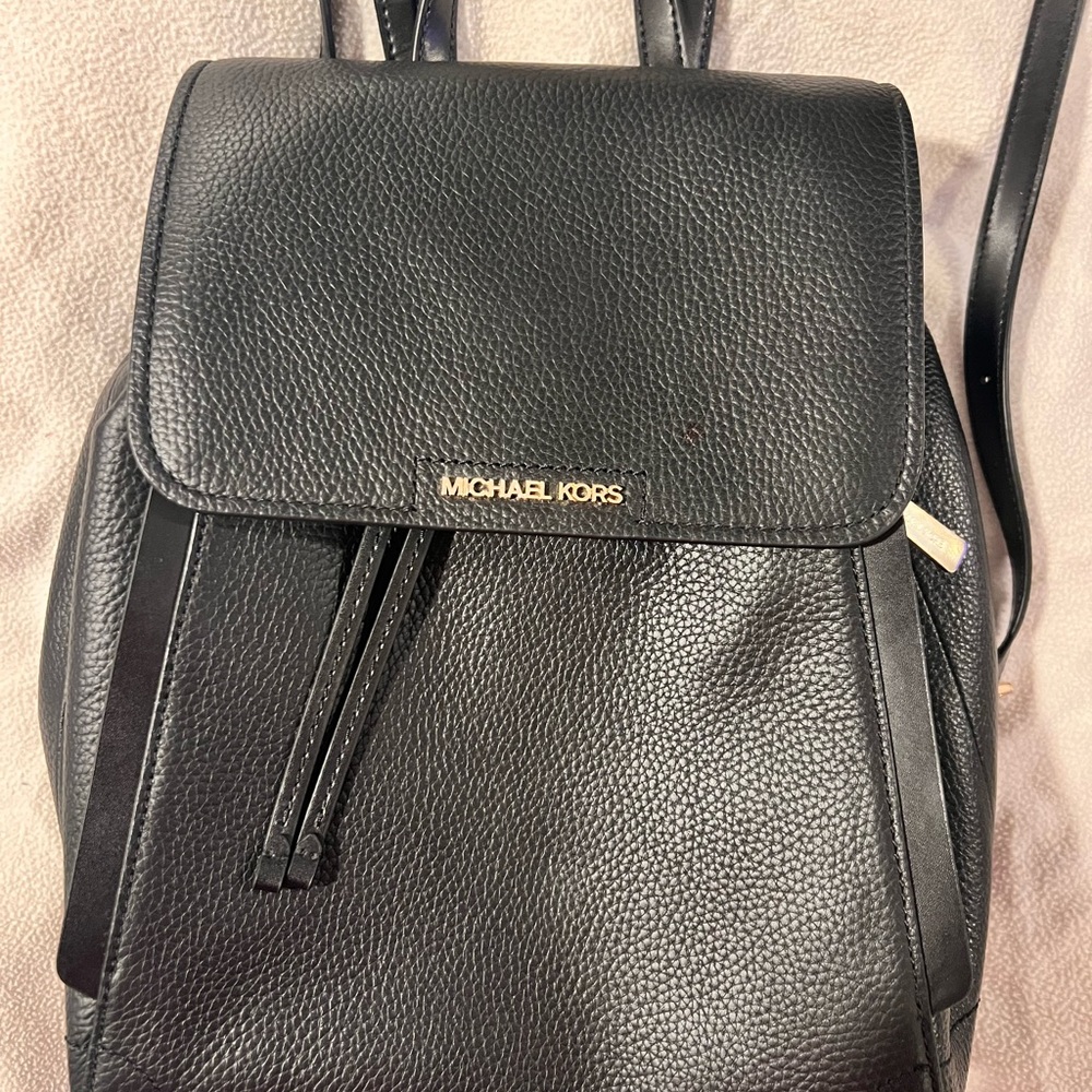 Michael Kors, medium drawstring, backpack leather new with tags